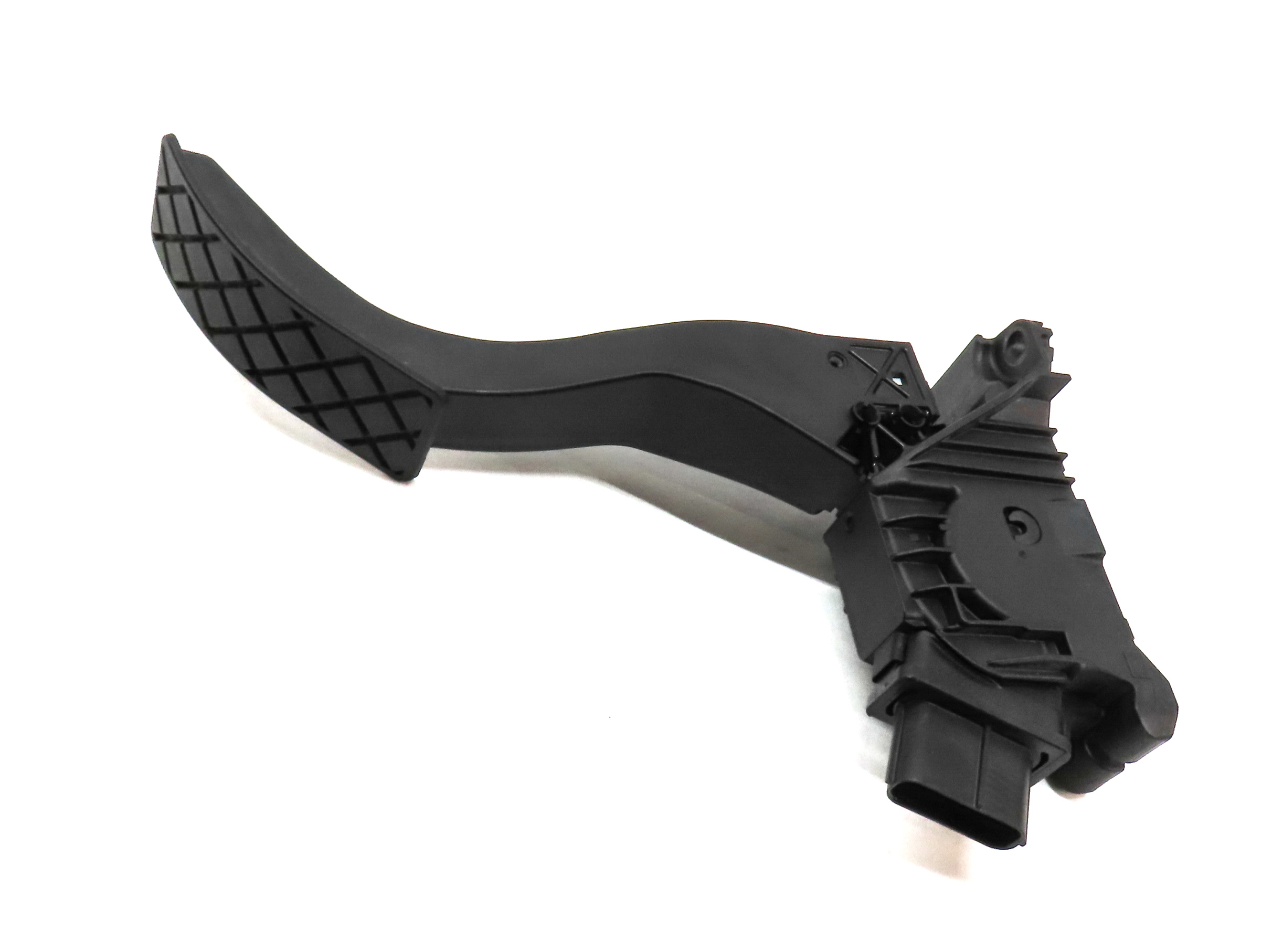 2017 AUDI A3 E-TRON (8V) FRONT DRIVER GAS ACCELERATOR PEDAL ASSEMBLY — exact item pictured